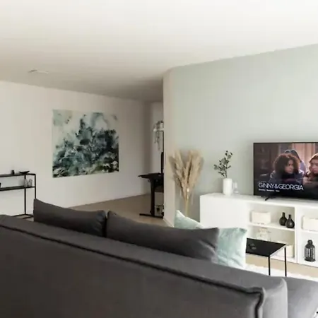 Naehe Arena Mit Balkon Und Tiefgarage Fuer 4 Personen Zentral * Gelsenkirchen